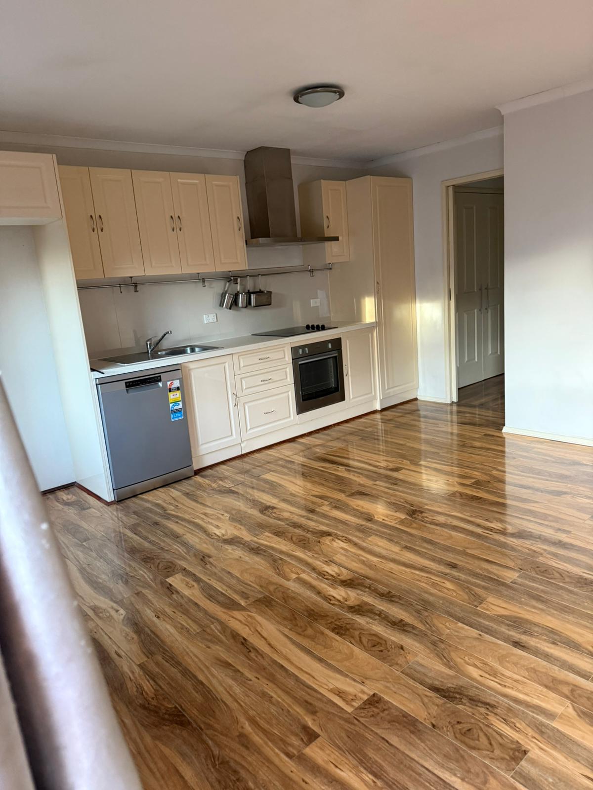 Floor cleaning end of lease QLD